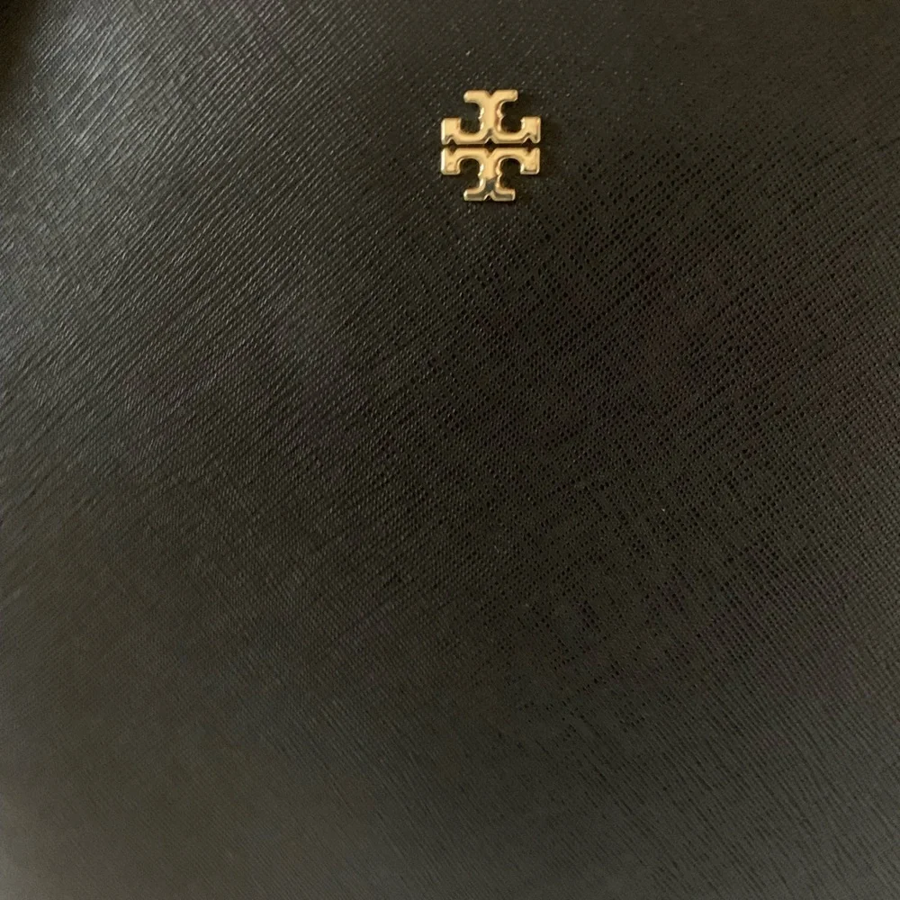 TORY BURCH YORK BUCKLE TOTE - Picture 4 of 8
